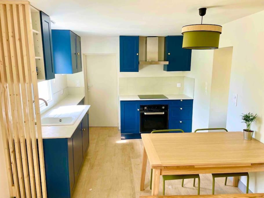 Petite Maison Avec Jardin Au Calme フロワラック エクステリア 写真